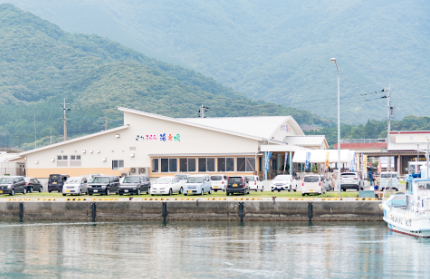 きたうらら海市場（みなとオアシス 北浦臨海パーク内）